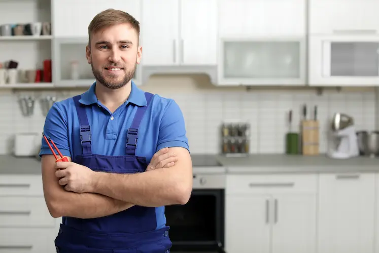 Local tradesperson visiting a property in Leeds