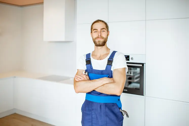 Local tradesperson visiting a property in Derby